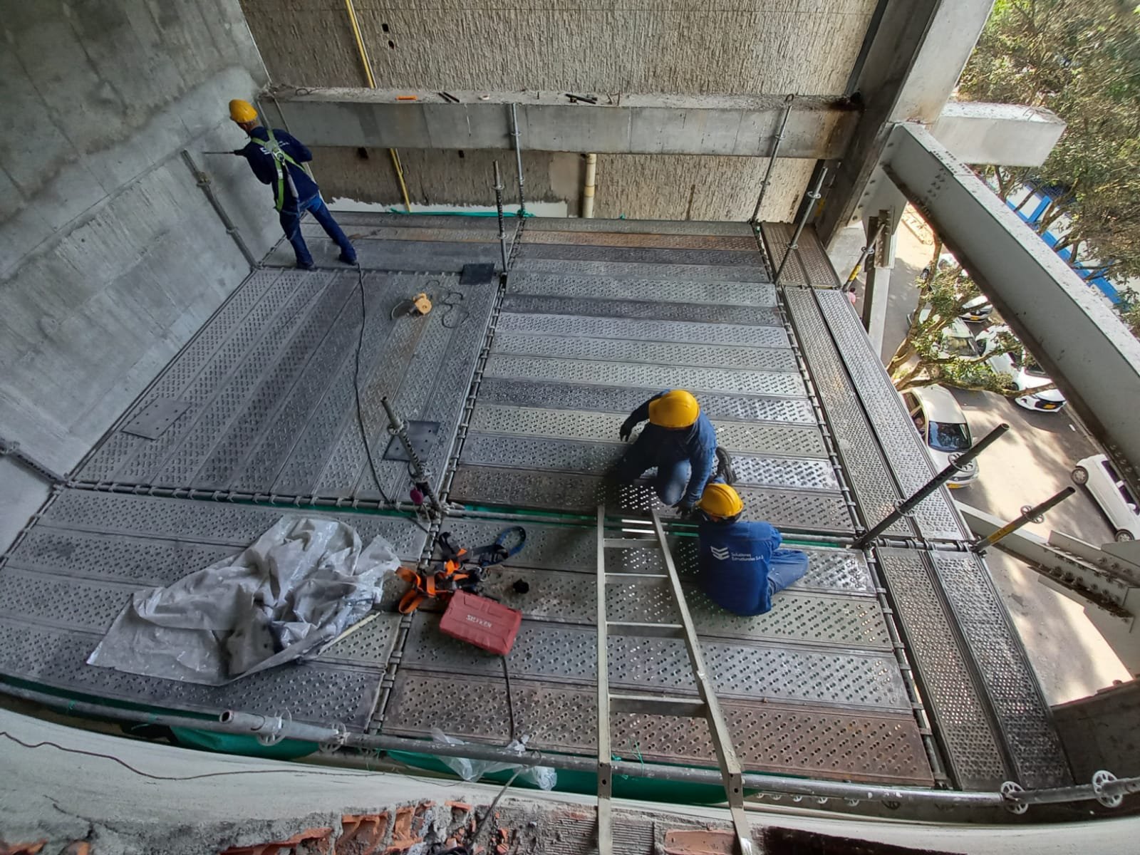 alquiler andamios certificados bucaramanga