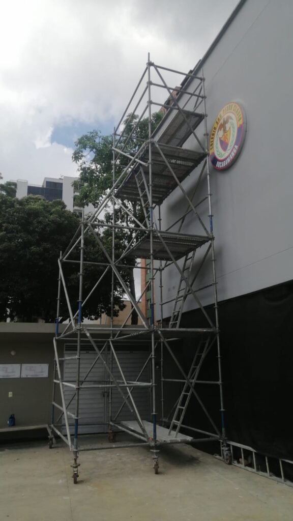 Andamio certificado Multidireccional